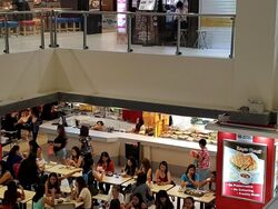 Lucky Plaza (D9), Retail #504182791